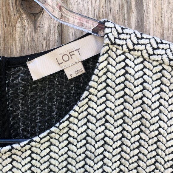 Ann Taylor LOFT Sleeveless Dress A-Line Dress Size 0 - Picture 6 of 9